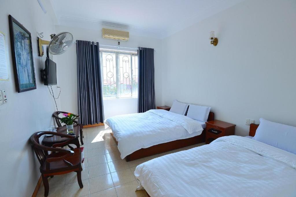 Hotel Khach San Dong Phuong à Lang Son Extérieur photo